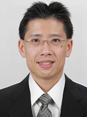 Dr Kevin Sng